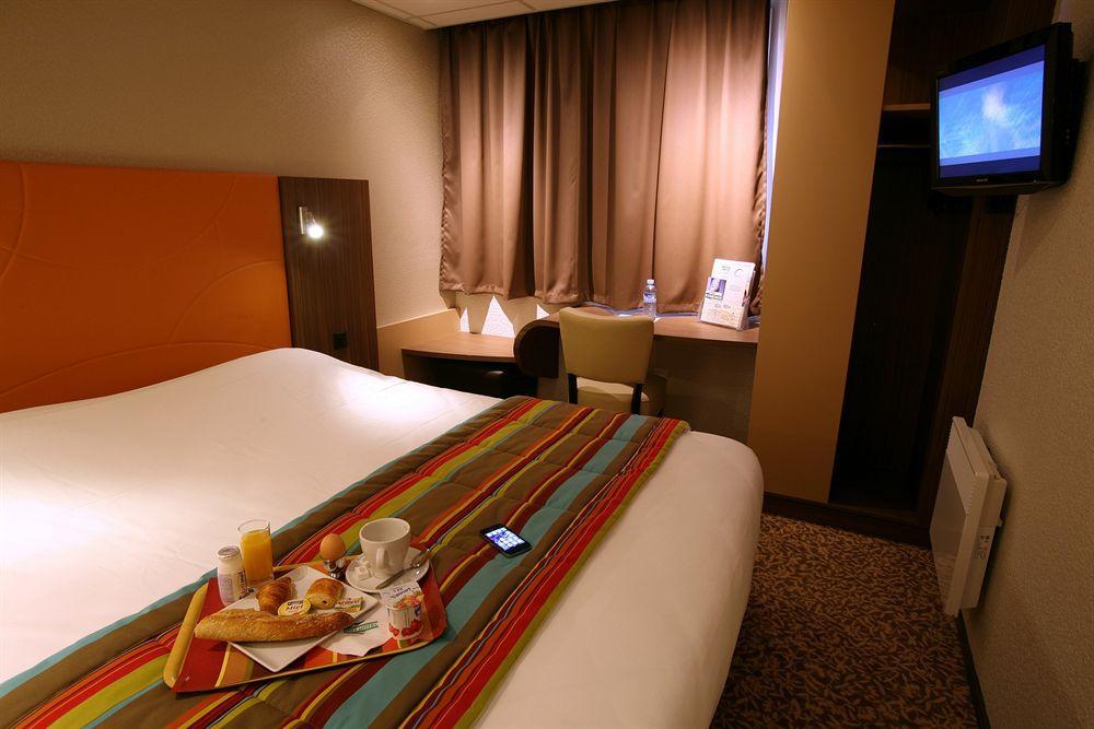 Brit Hotel Le Kerann Nantes St Herblain - Zac De La Lorie Saint-Herblain Quarto foto