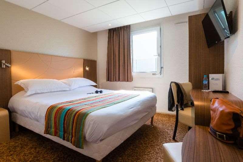 Brit Hotel Le Kerann Nantes St Herblain - Zac De La Lorie Saint-Herblain Quarto foto